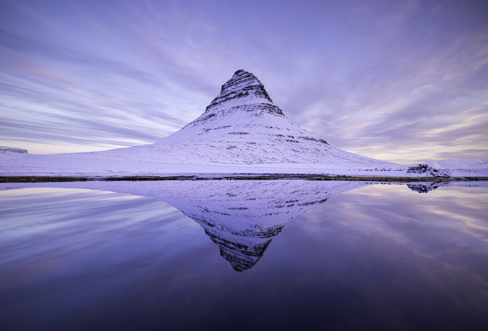 ICELAND PHOTOGRAPHY BY KIM STEVENS OF LIMELIGHT PHOTO